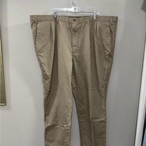 Men's Dockers Khaki Chinos Flat Front Classic Style. Size 52x30